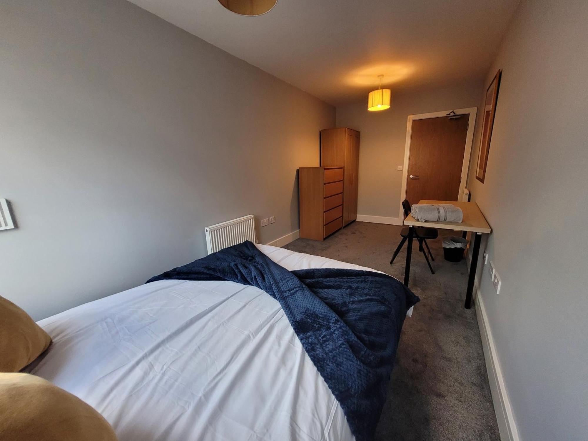 Lesley Court- A Lovely Spacious 2 Bedroom Apartment By Catchpole Stays Chelmsford Exterior photo